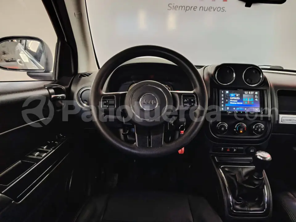 Foto 23 de Jeep Compass Sport