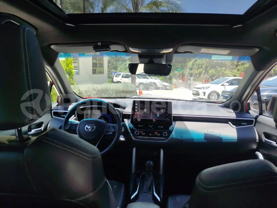 Foto 15 de Toyota COROLLA CROSS