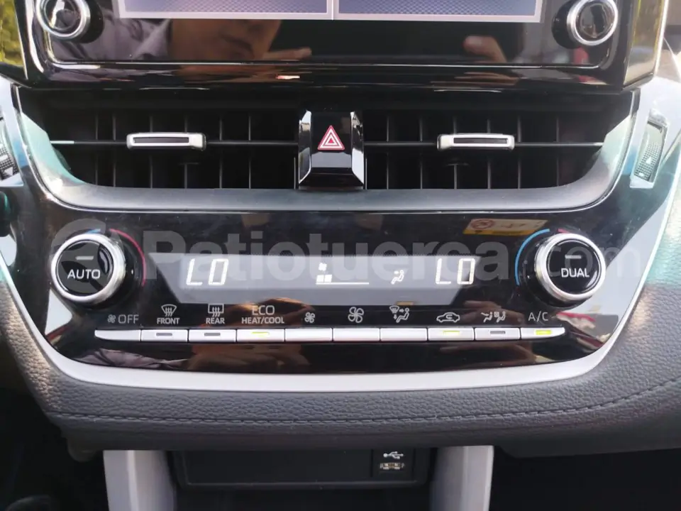 Foto 28 de Toyota COROLLA CROSS