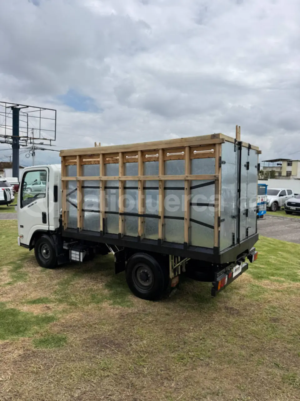 Foto 8 de Chevrolet NLR 511