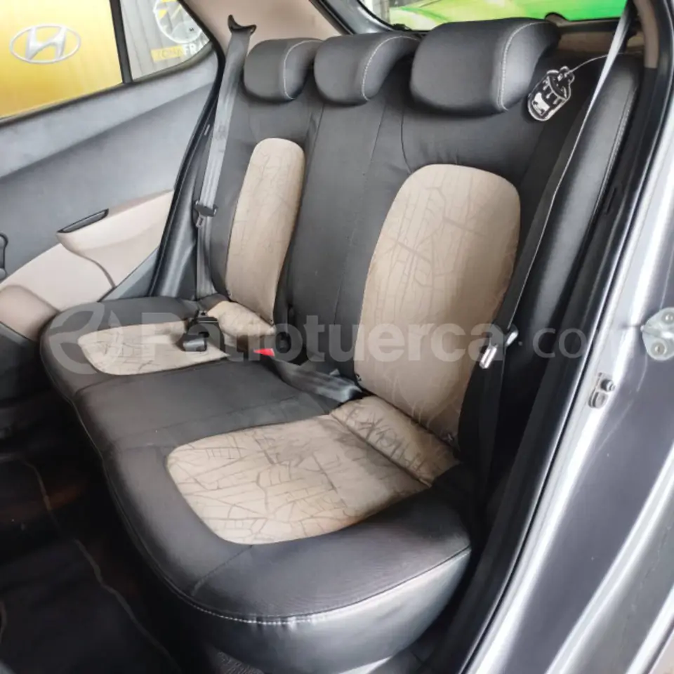 Foto 5 de Hyundai GRAND I10 GLS