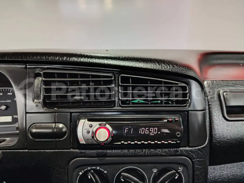 Foto 18 de Volkswagen Golf Manhatan