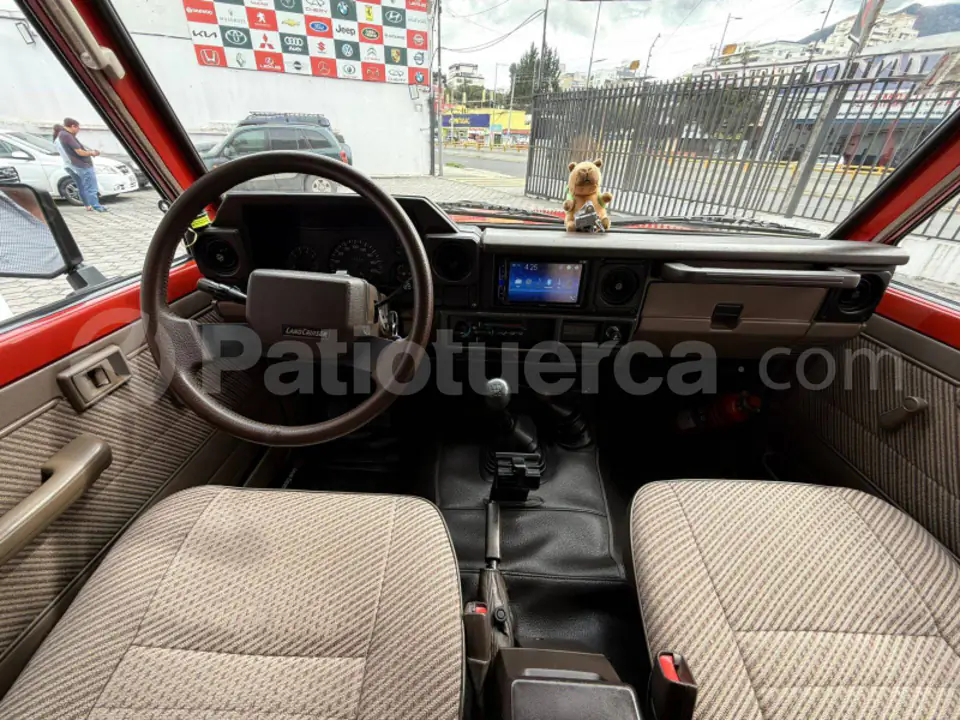 Foto 10 de Toyota Land Cruiser