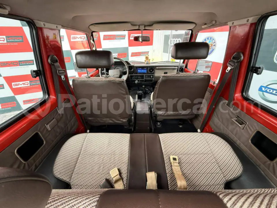 Foto 15 de Toyota Land Cruiser