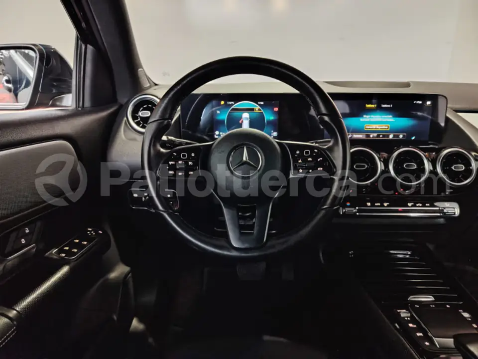 Foto 15 de Mercedes Benz GLA 200