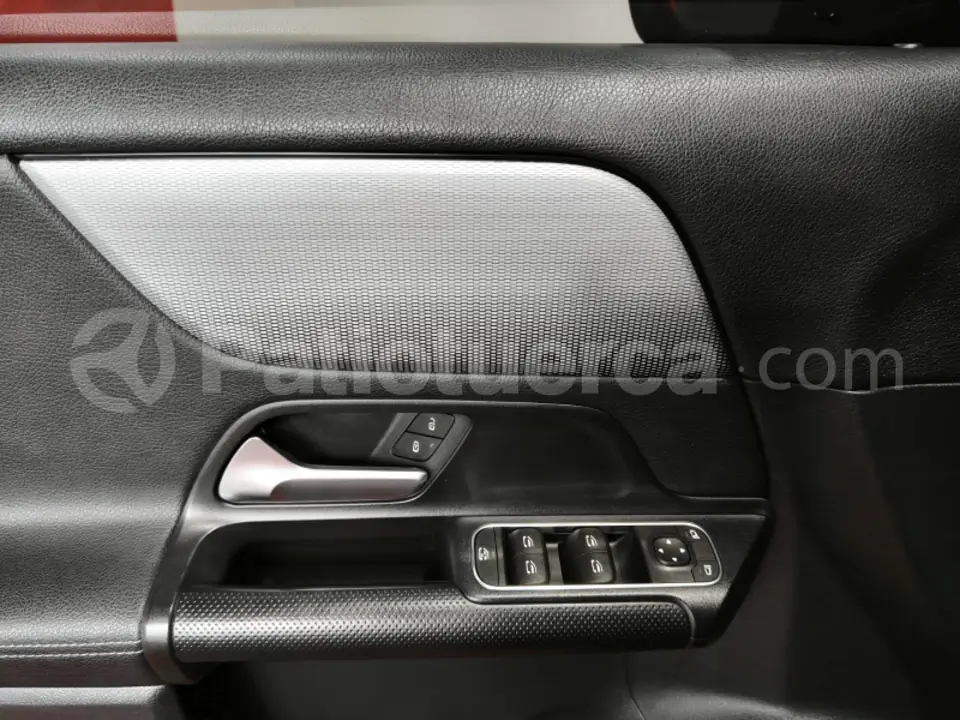 Foto 31 de Mercedes Benz GLA 200