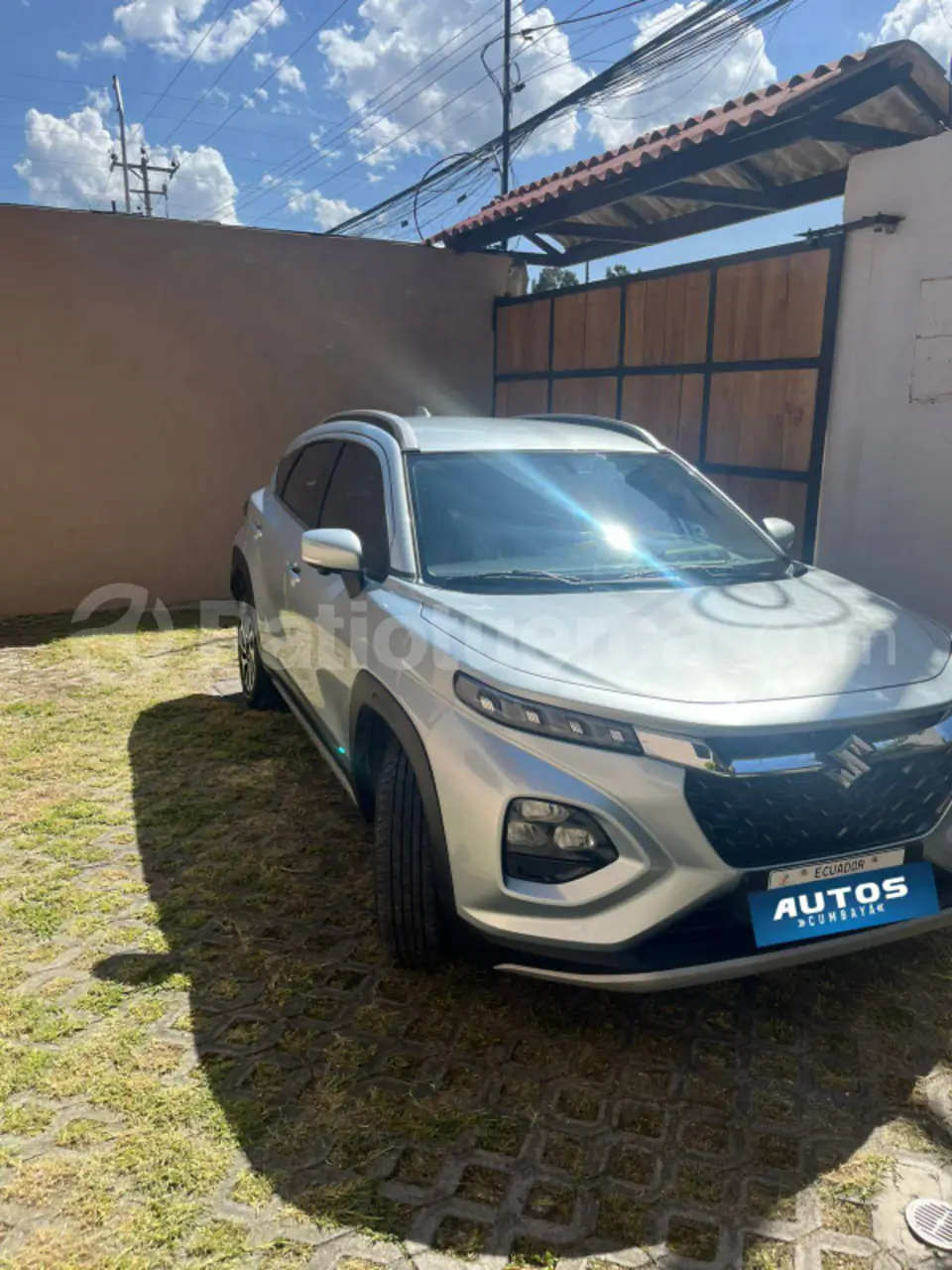 Foto 3 de Suzuki FRONX