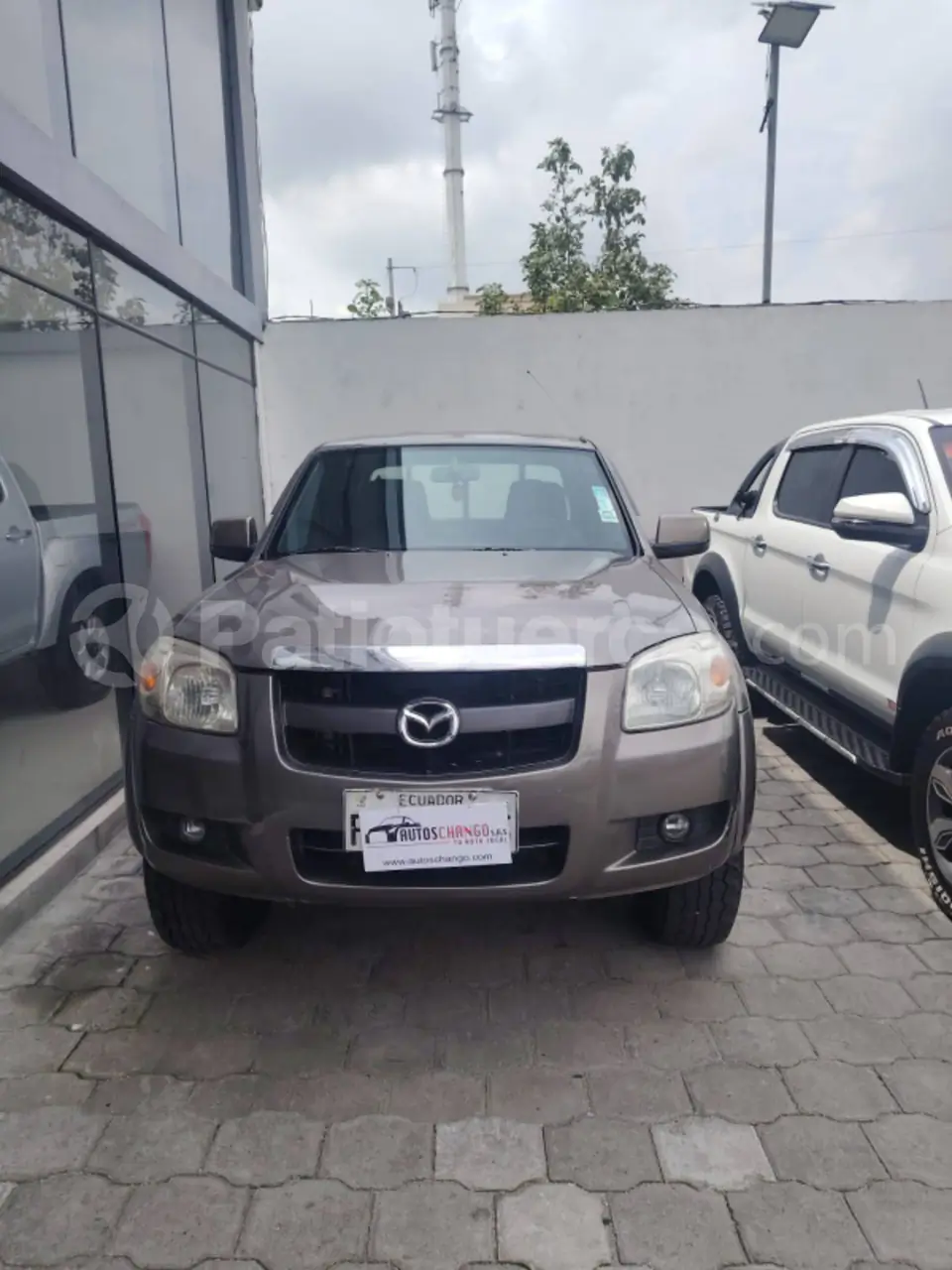 Foto 1 de Mazda BT-50 STD FL