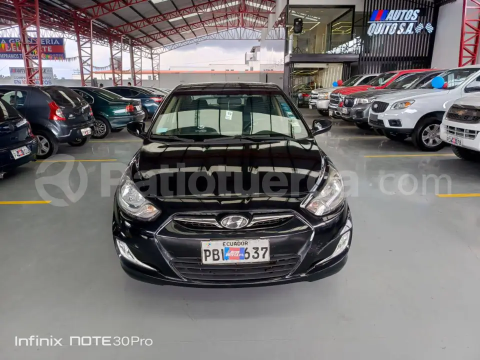 Foto 1 de Hyundai Accent