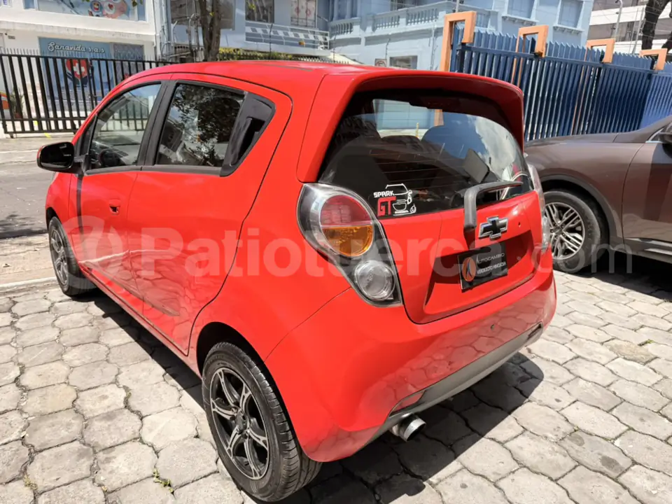 Foto 10 de Chevrolet Spark GT