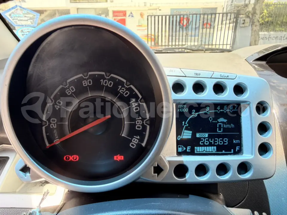 Foto 16 de Chevrolet Spark GT