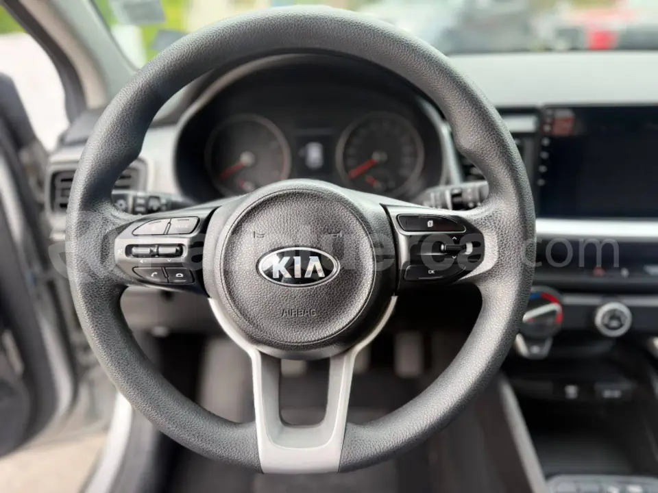 Foto 17 de Kia Stonic LX