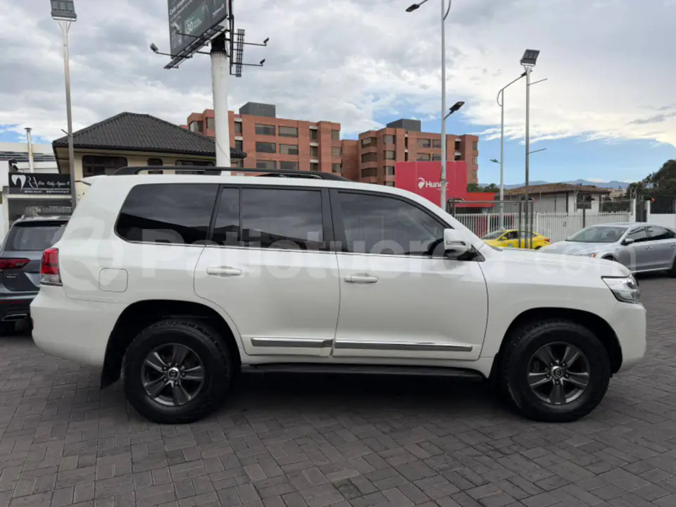 Foto 3 de Toyota Land Cruiser