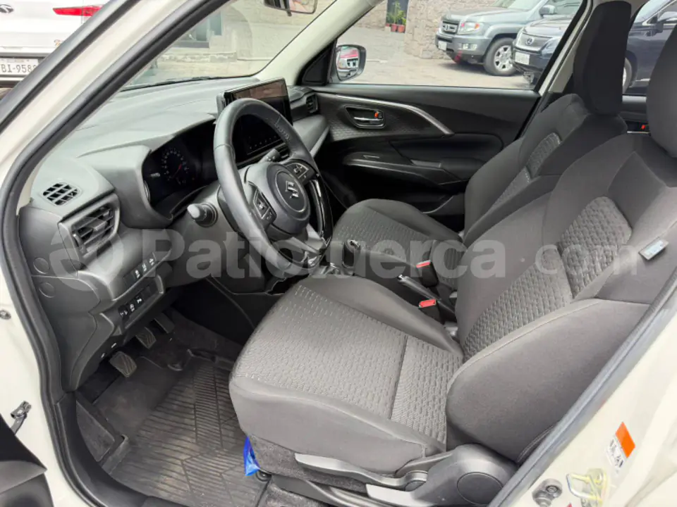 Foto 15 de Suzuki Swift