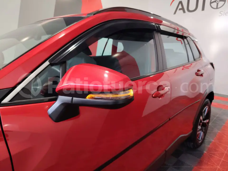 Foto 9 de Toyota Corolla Cross Mid