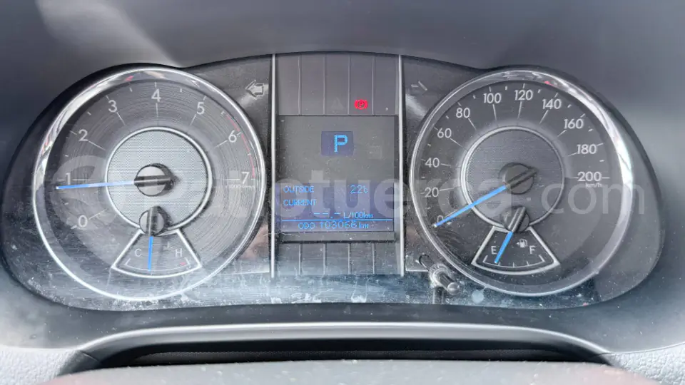 Foto 4 de Toyota Fortuner