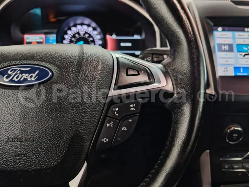 Foto 12 de Ford Edge