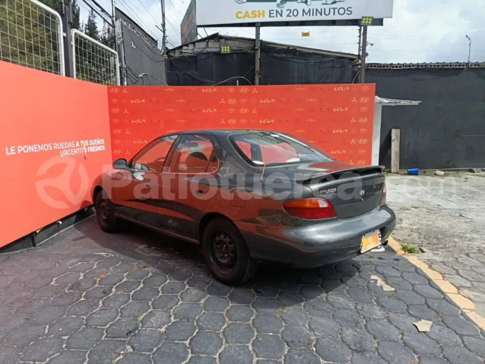 Foto 4 de Hyundai Elantra