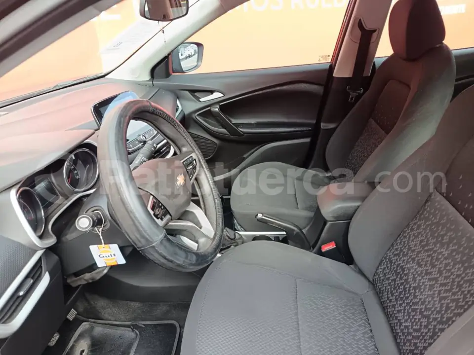 Foto 8 de Chevrolet Tracker LS