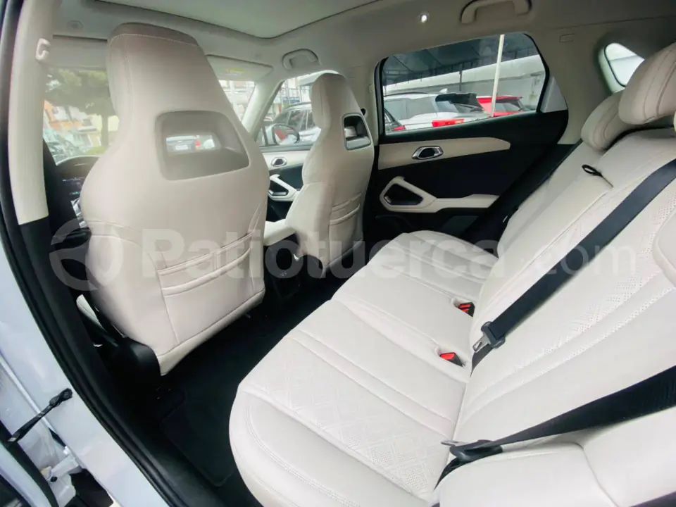 Foto 7 de BYD yuan PRO