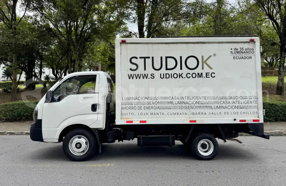 Foto 4 de Kia K3000 CS