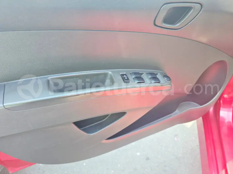 Foto 9 de Chevrolet Spark GT FULL
