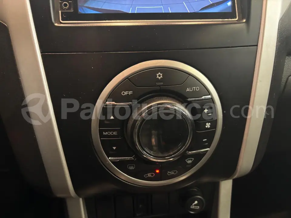 Foto 5 de Chevrolet DMAX CRDI FULL