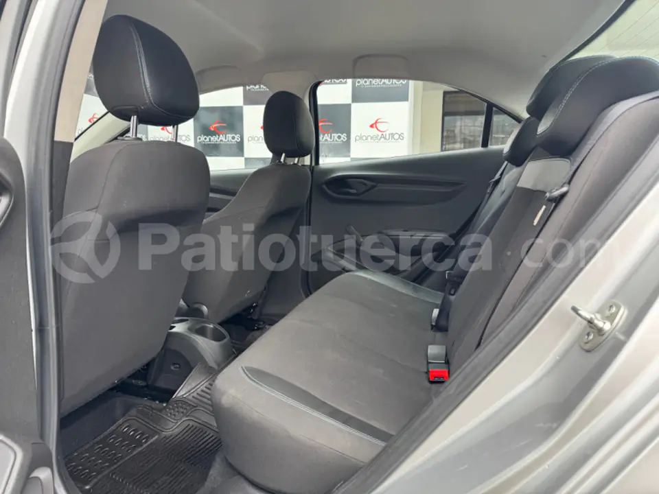 Foto 16 de Chevrolet JOY BLACK