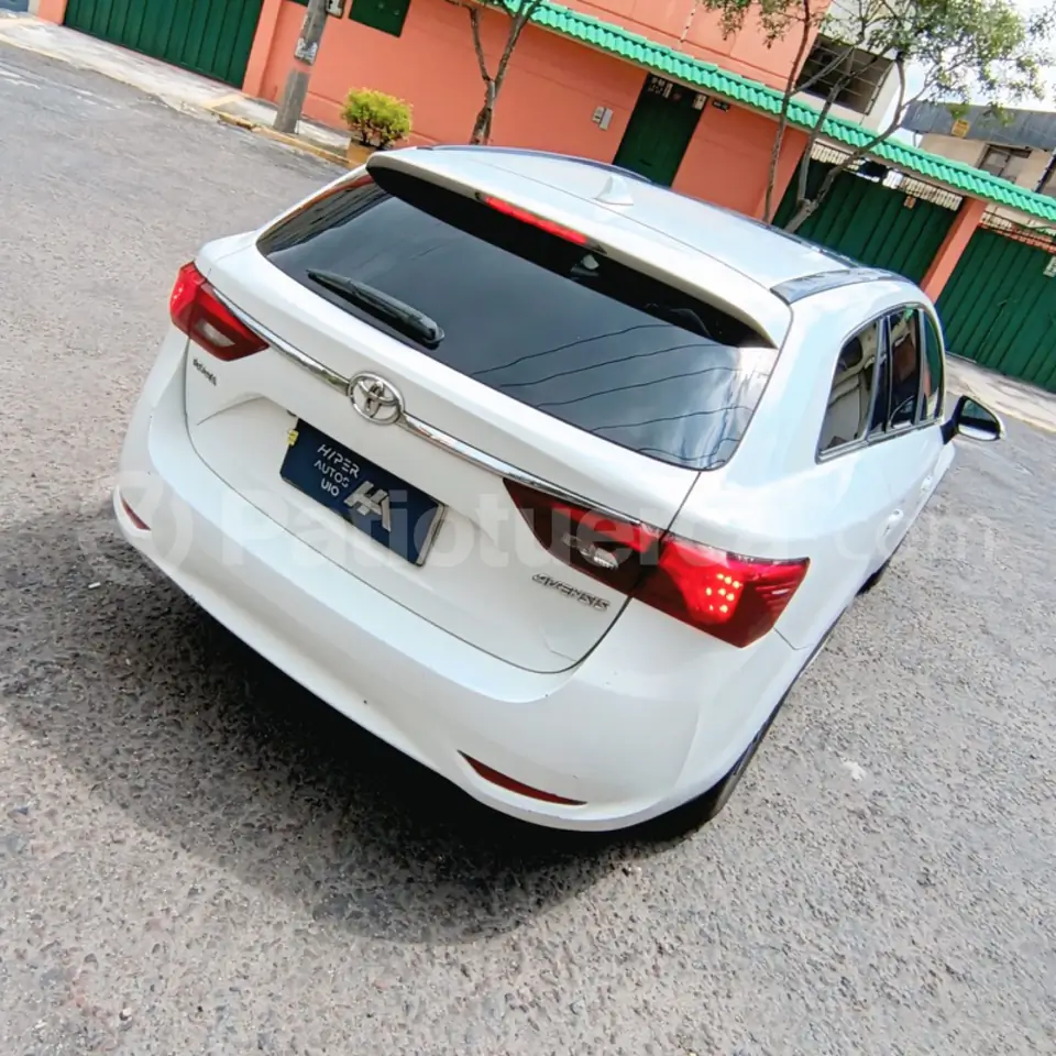 Foto 3 de Toyota Avensis