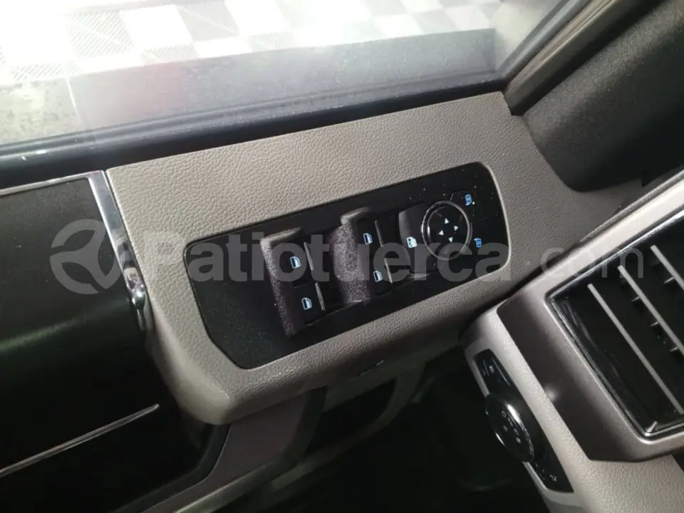 Foto 17 de Ford F150 XLT 4X4