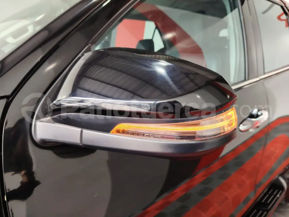 Foto 23 de Toyota Fortuner 2.7