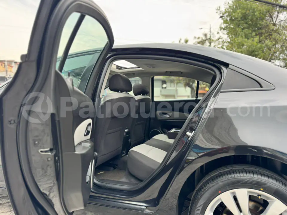 Foto 11 de Chevrolet Cruze