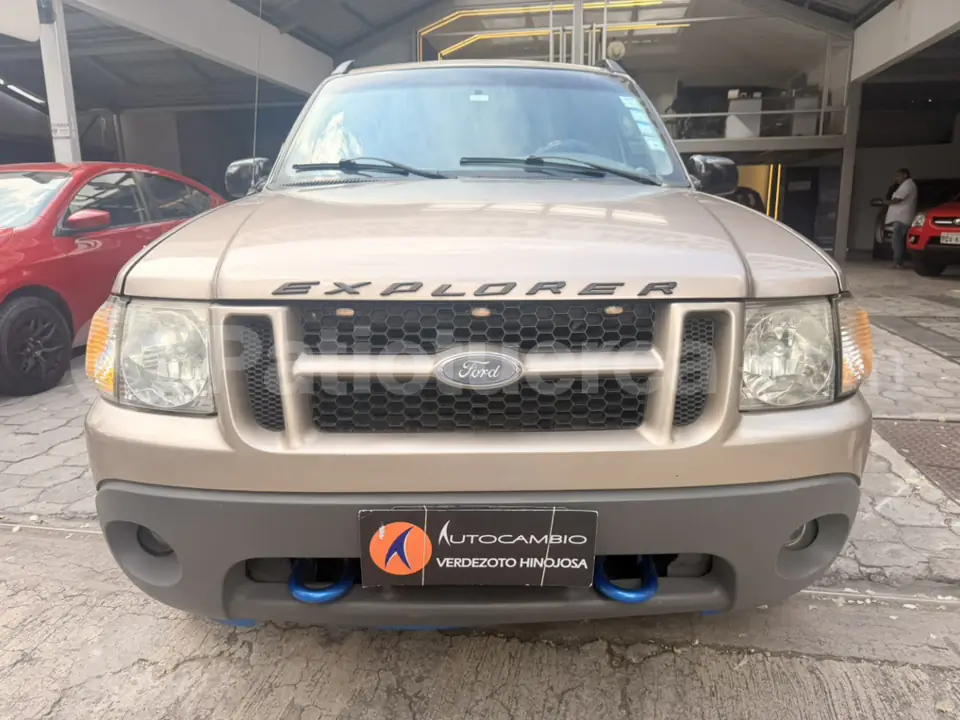 Foto 2 de Ford Sport Track