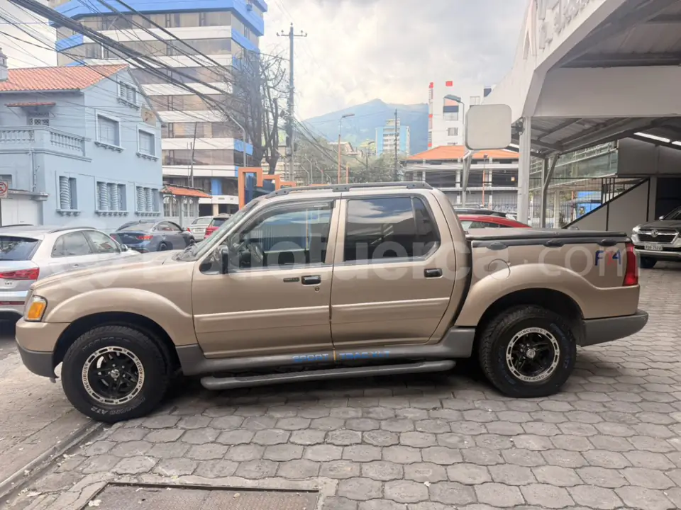 Foto 12 de Ford Sport Track