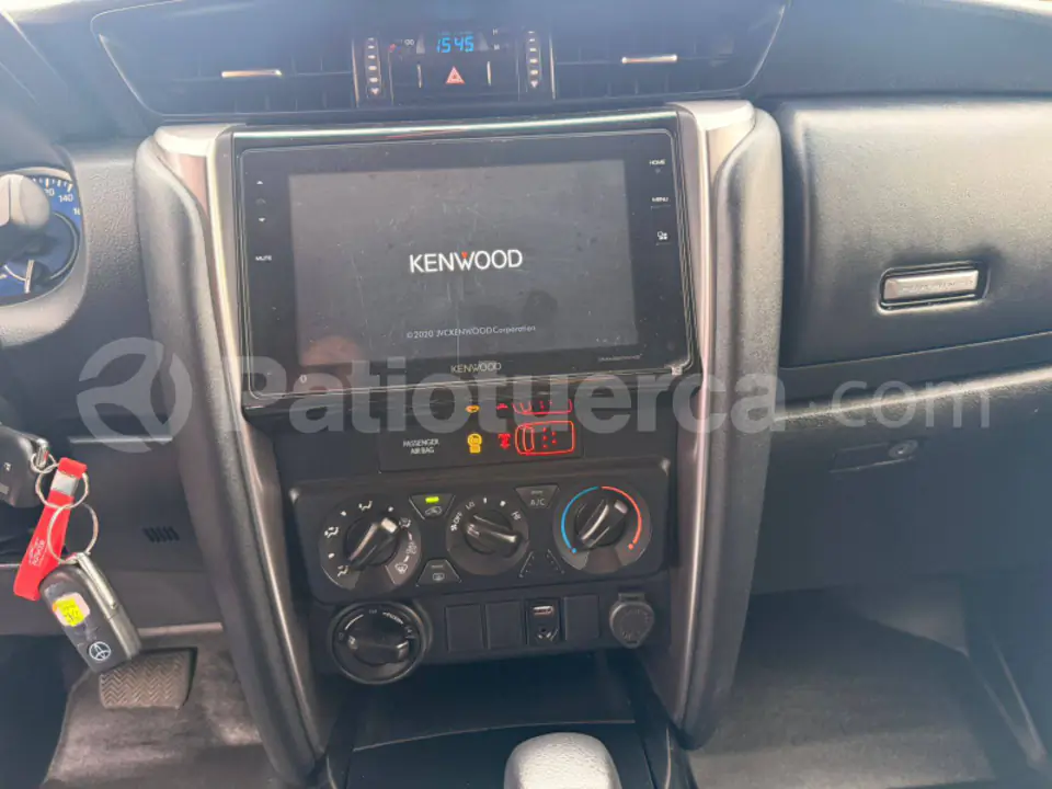 Foto 16 de Toyota New Fortuner