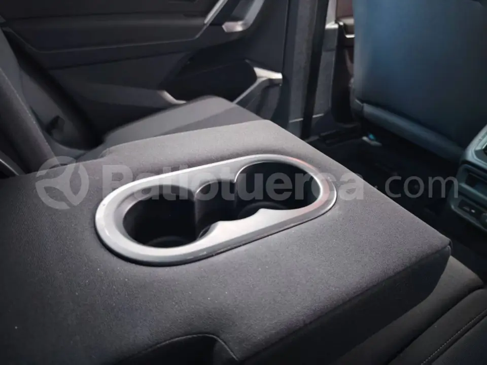 Foto 14 de Volkswagen Tiguan Trendline