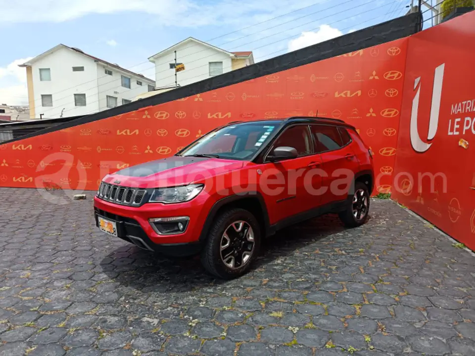 Foto 2 de Jeep Compass Trailhawk