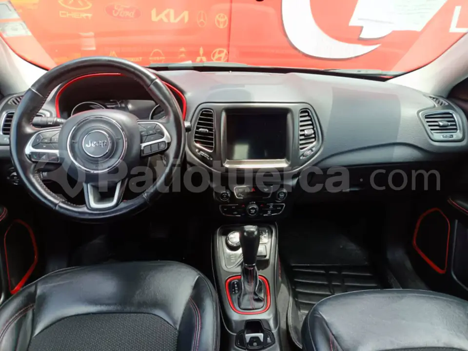 Foto 7 de Jeep Compass Trailhawk