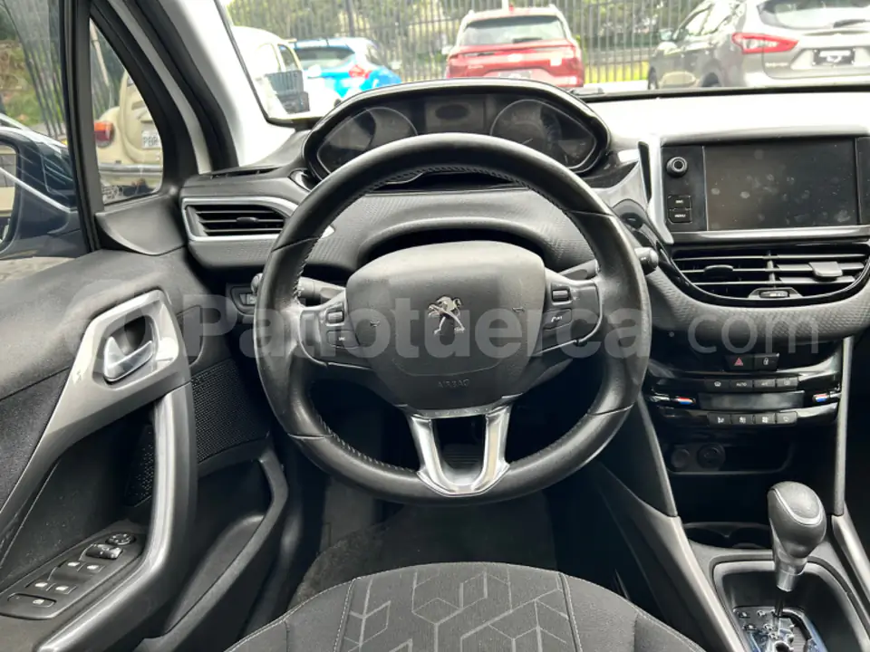 Foto 13 de Peugeot 2008