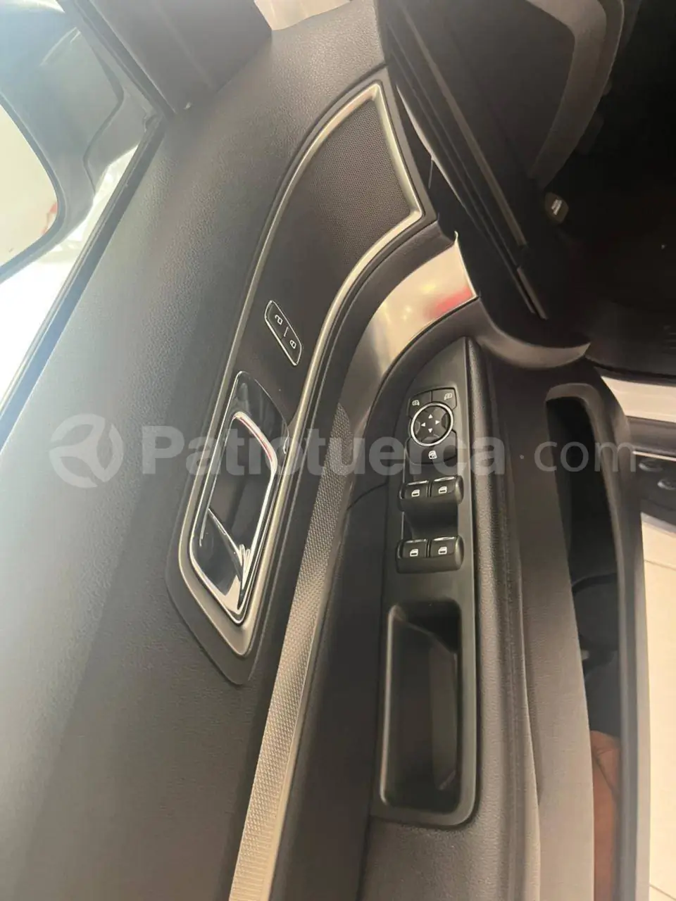 Foto 12 de Ford Explorer XLT