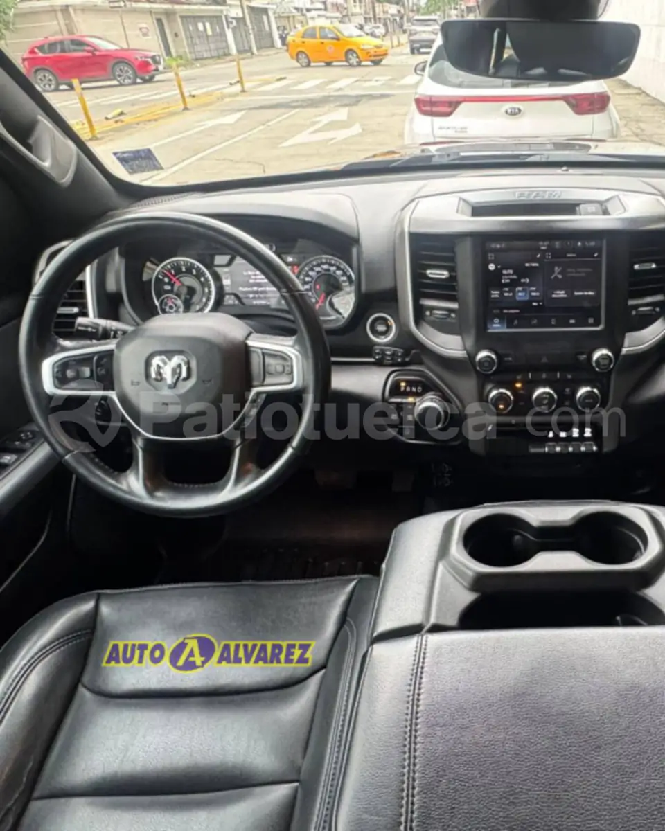 Foto 10 de Dodge RAM 1500