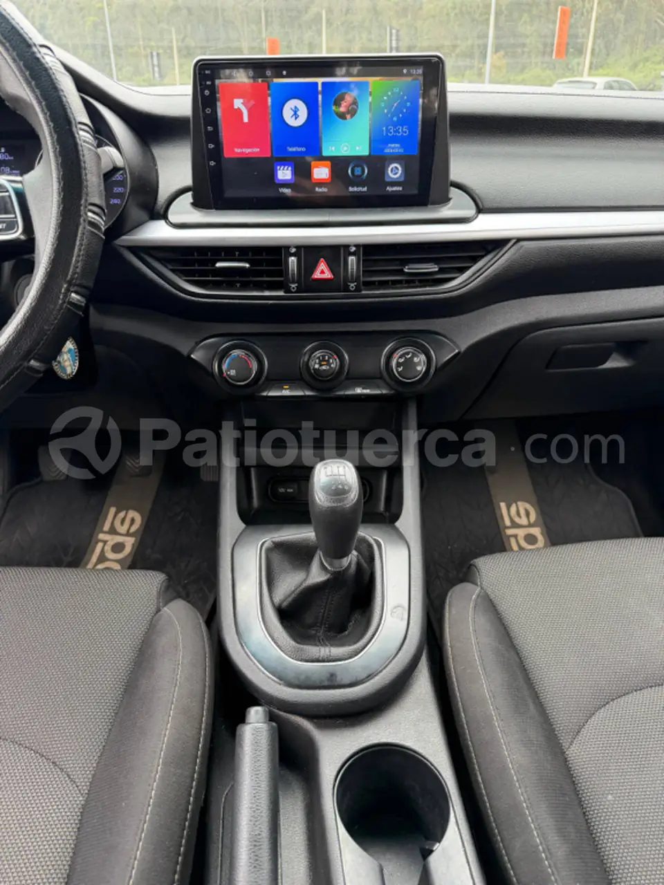 Foto 12 de Kia Cerato