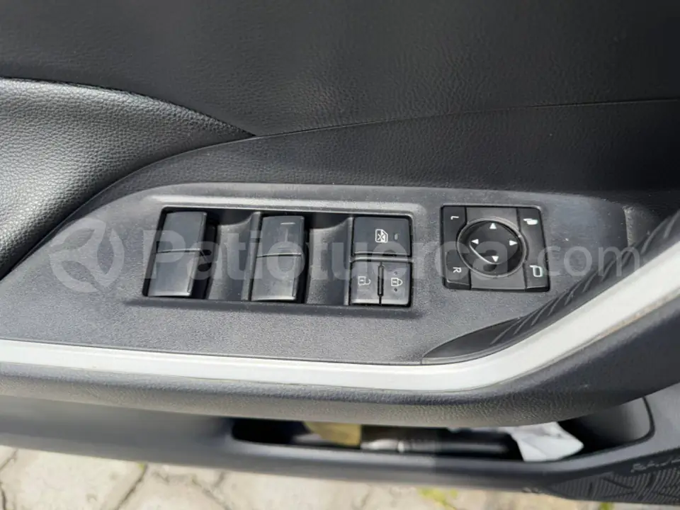 Foto 13 de Toyota NEW RAV4 AC 2.0 5P