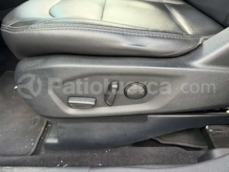 Foto 14 de Ford Explorer XLT