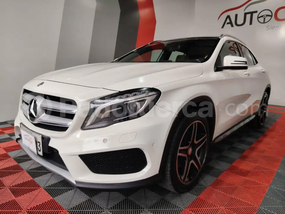 Foto 4 de Mercedes Benz GLA 250