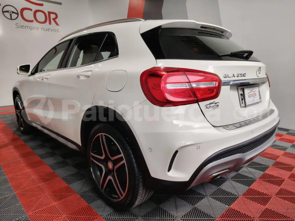 Foto 6 de Mercedes Benz GLA 250