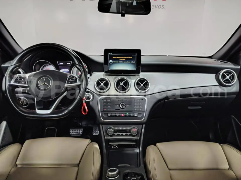 Foto 15 de Mercedes Benz GLA 250