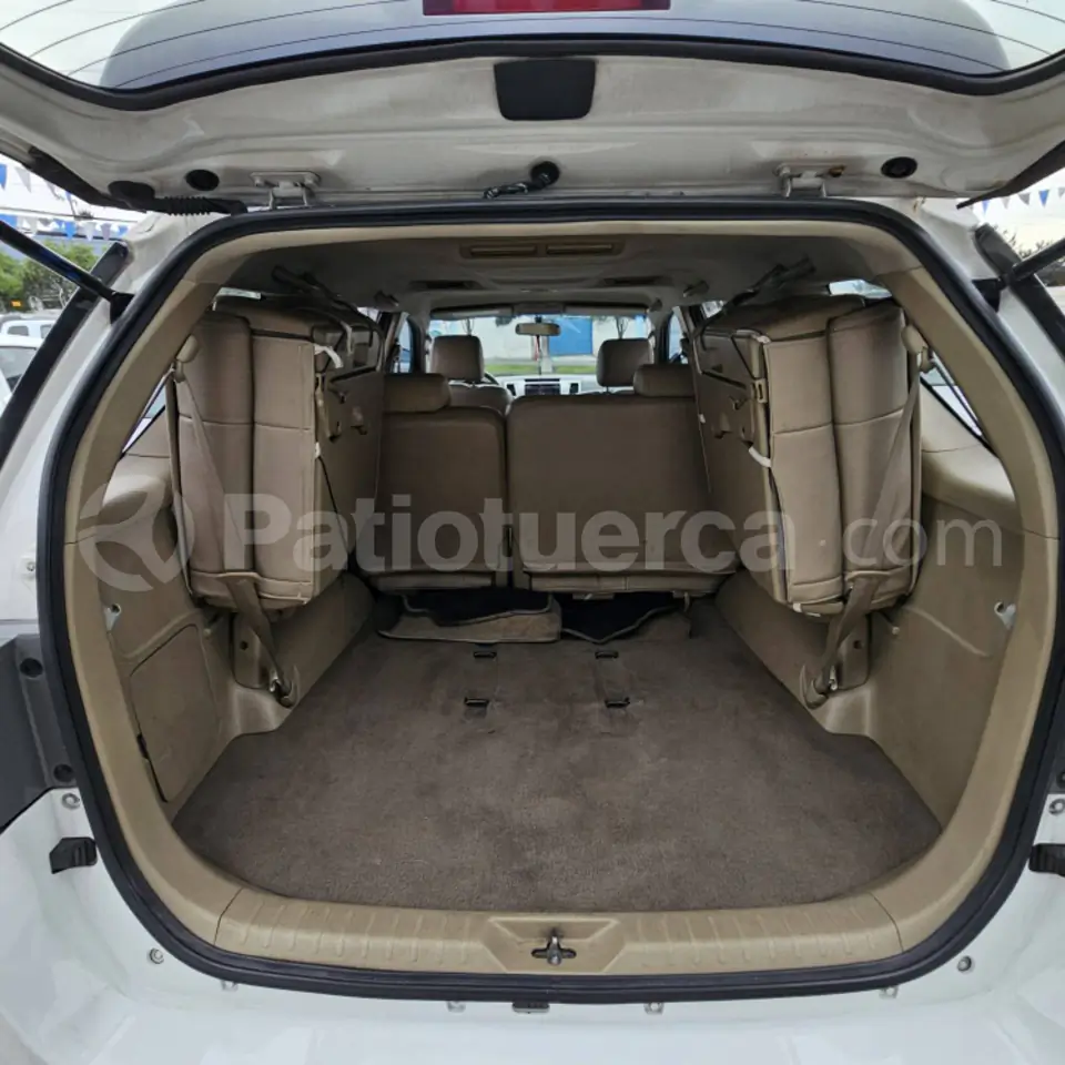 Foto 18 de Toyota Fortuner