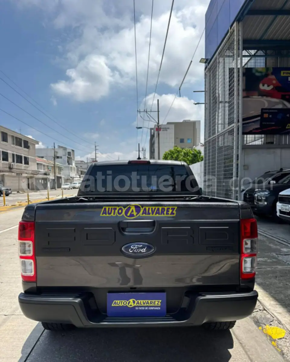 Foto 3 de Ford RANGER CREW CAB XL