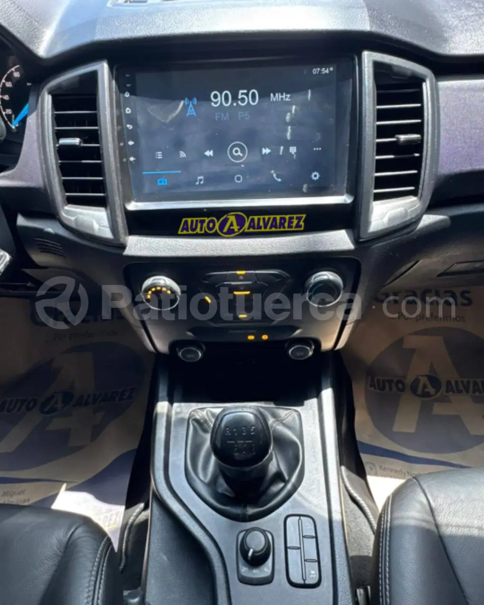 Foto 10 de Ford RANGER CREW CAB XL